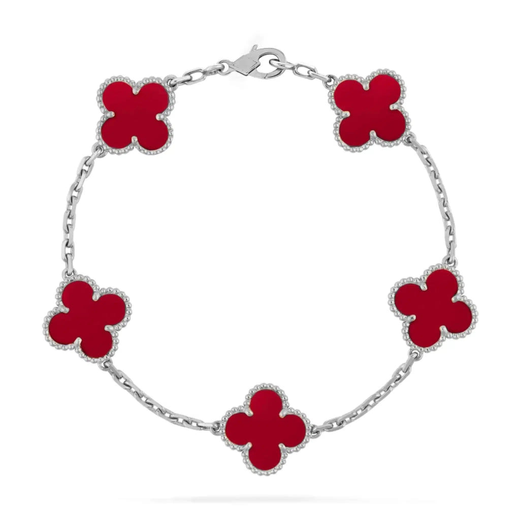 Silver clovers